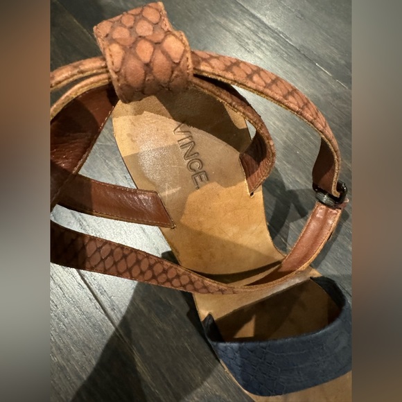 Vince Leather Blue & Brown Strappy Sandals Size 38.5 - Picture 3 of 3